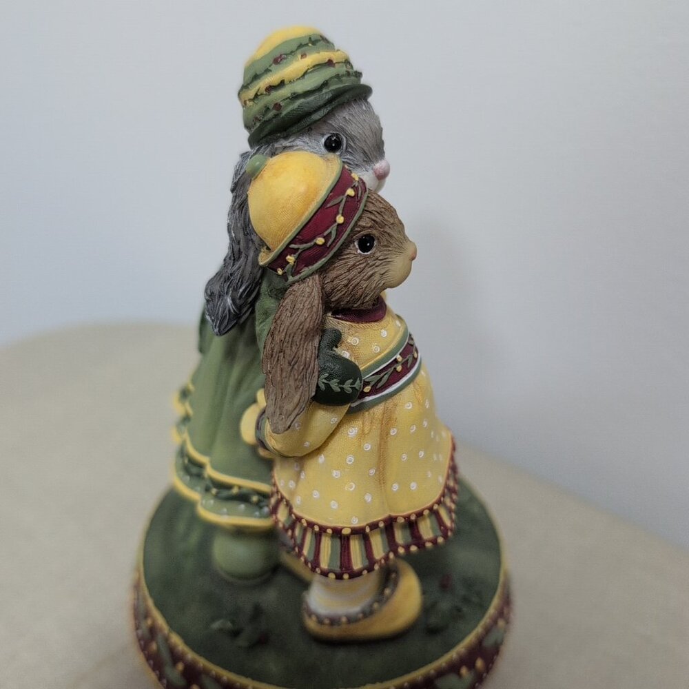 Woodsong 2002 "Sisters" Collectable From Demdaco - Picture 3 of 5